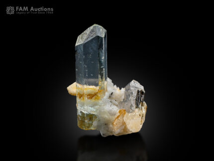 Aquamarine with quartz and Albite from Pakistan.