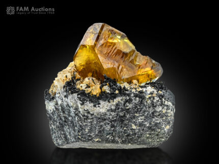 Titanite with actinolite and quartz from Mulla Ghori, Khyber District, Khyber Pakhtunkhwa, Pakistan.